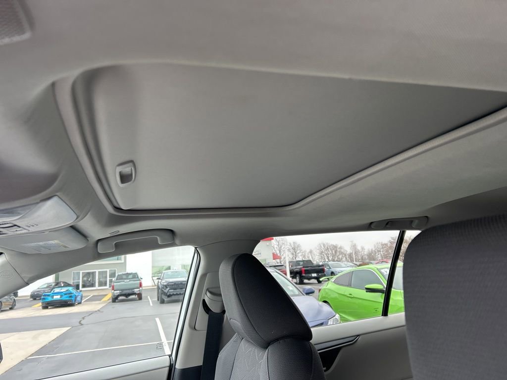 Used 2023 Toyota RAV4 XLE w/ Convenience Package image 5