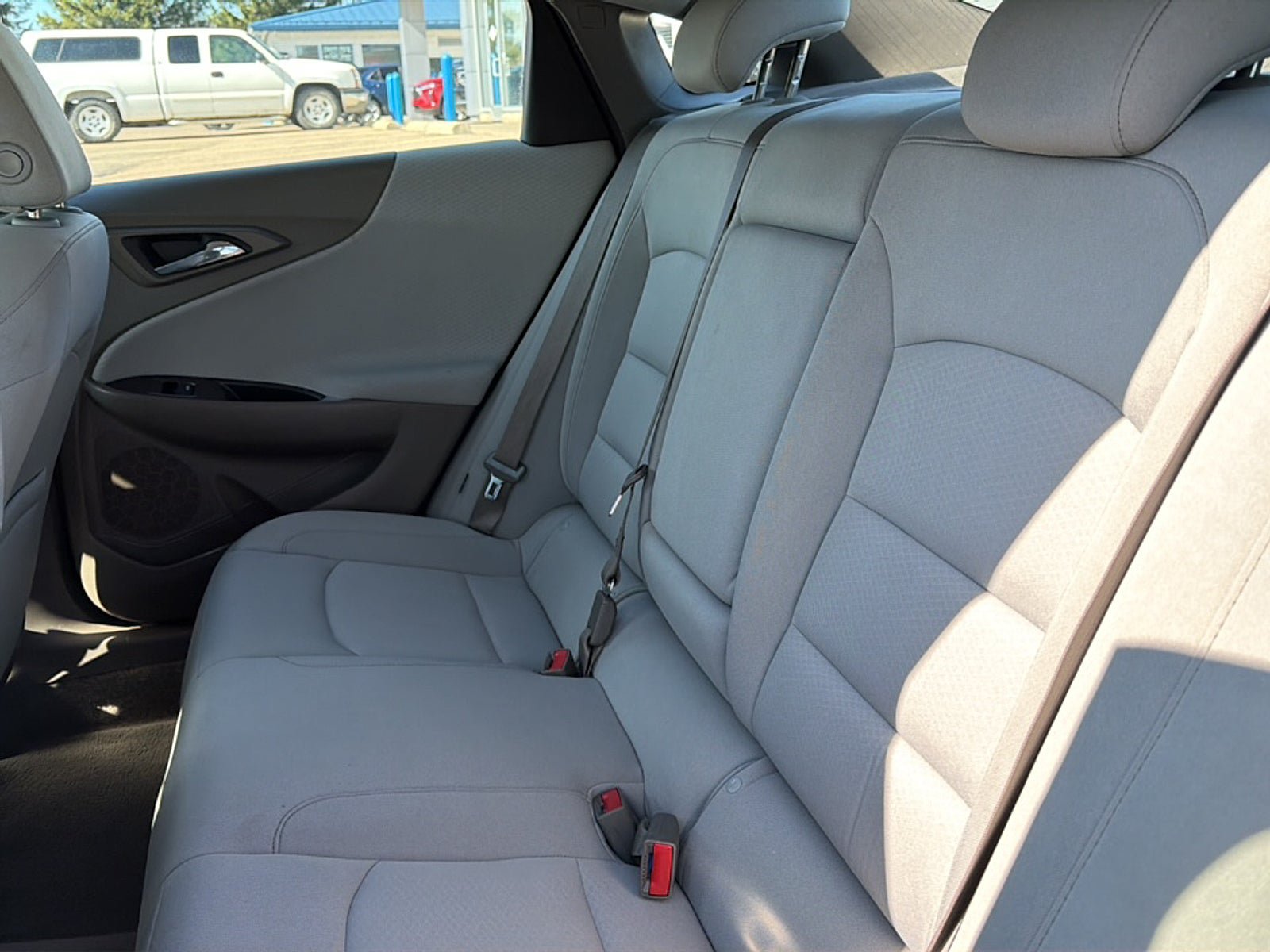 Used 2021 Chevrolet Malibu LT FWD image 16