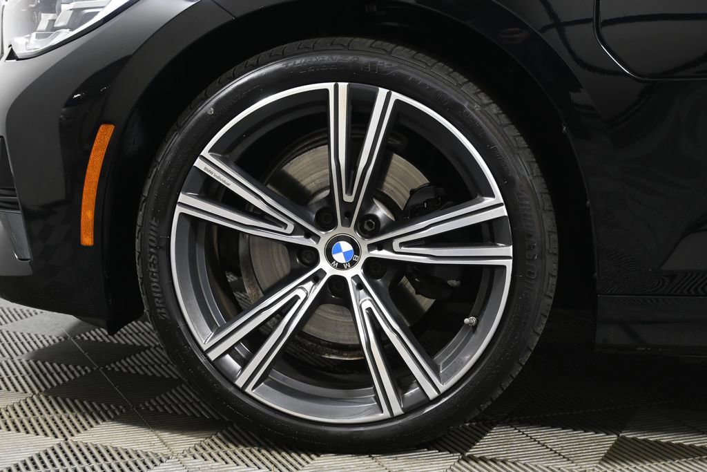 Used 2021 BMW 330e xDrive w/ Convenience Package image 12