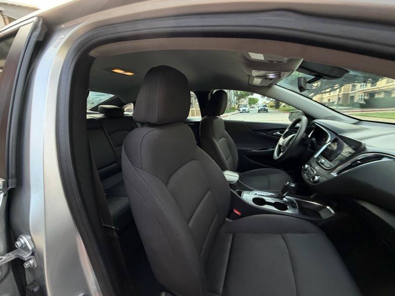 Used 2020 Chevrolet Malibu LT FWD image 52
