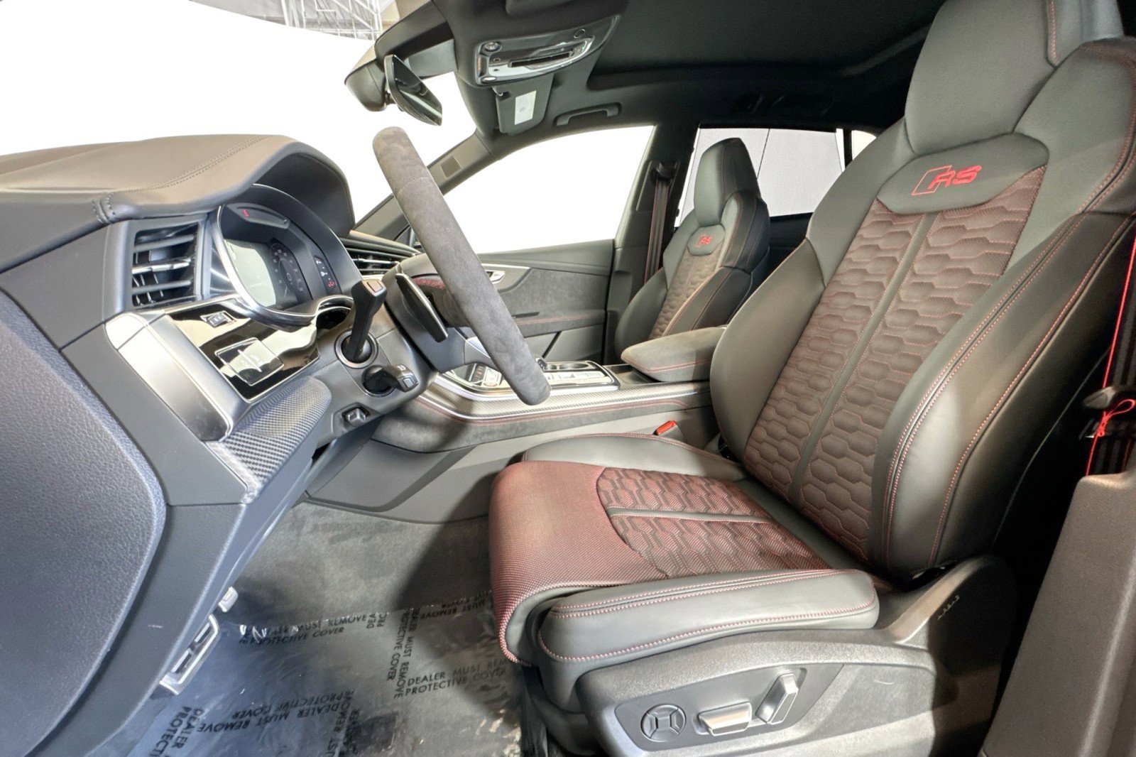 New 2026 Audi RS Q8 performance image 17