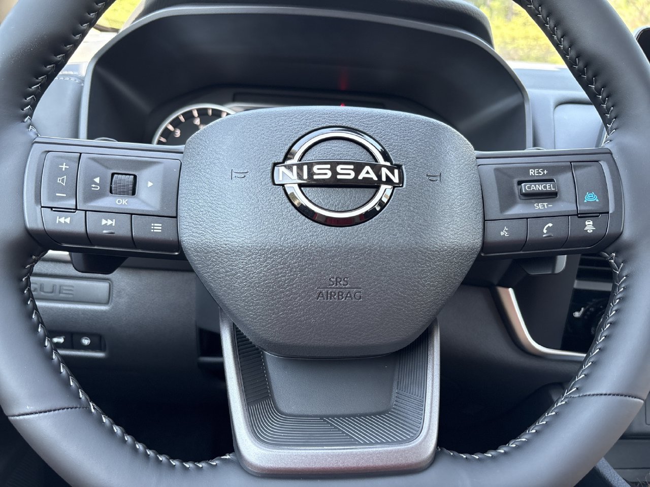 New 2026 Nissan Rogue Dark Armor FWD image 11