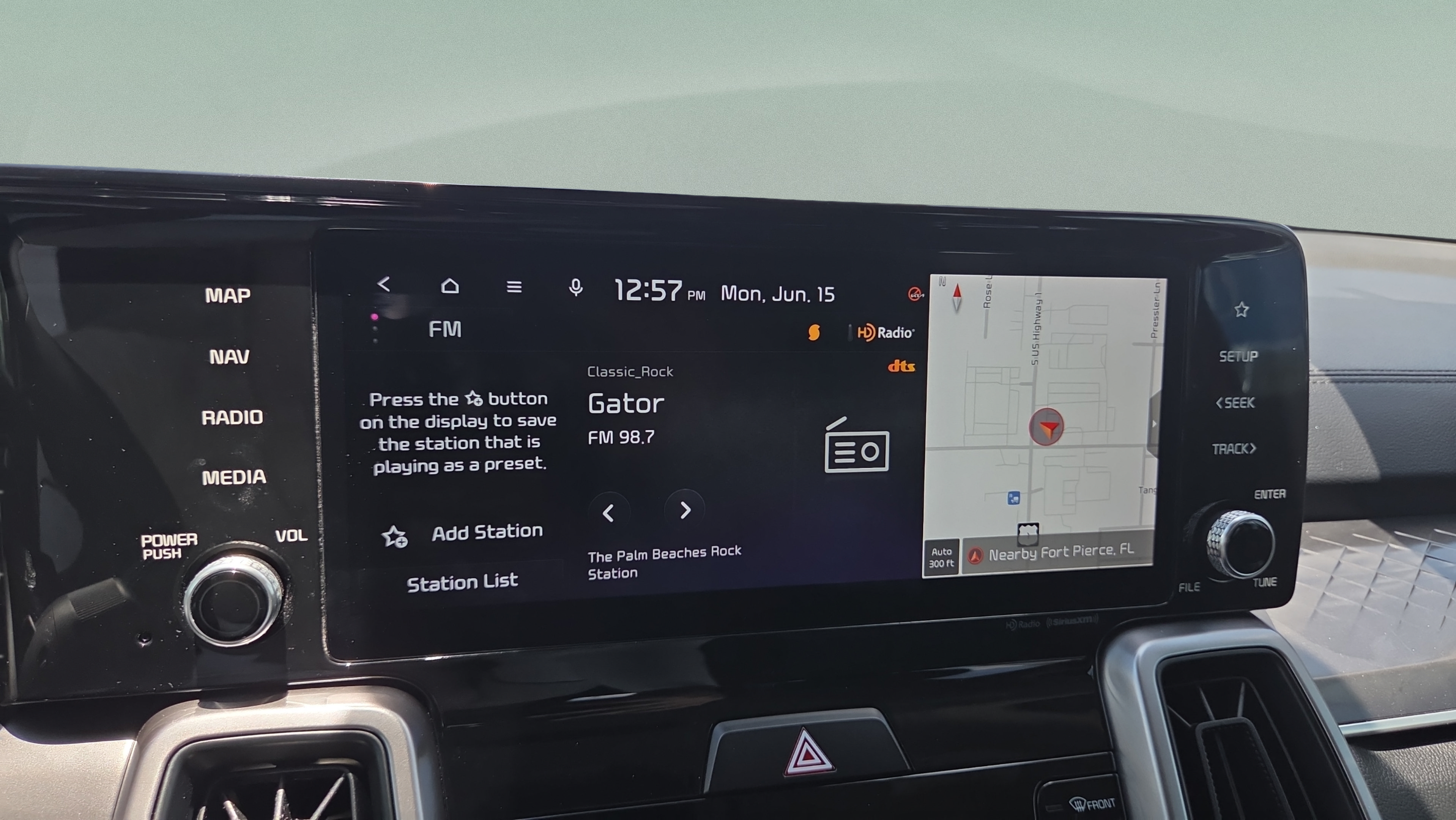 Certified 2023 Kia Sorento S w/ Panoramic Sunroof Package FWD image 29