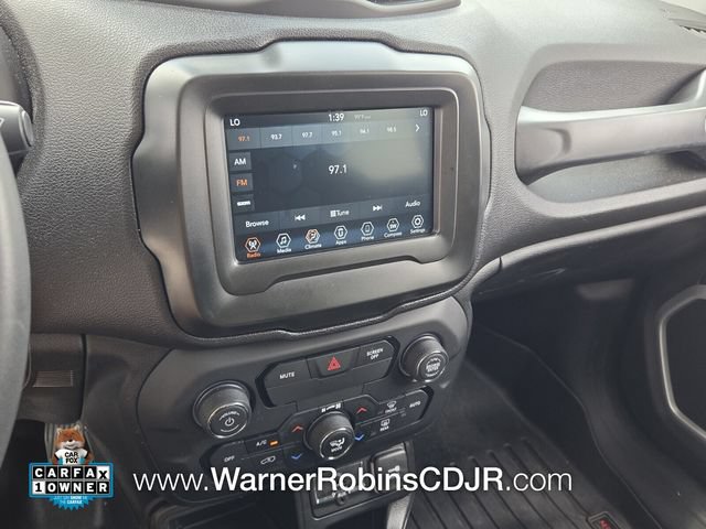 Used 2018 Jeep Renegade Latitude FWD image 20