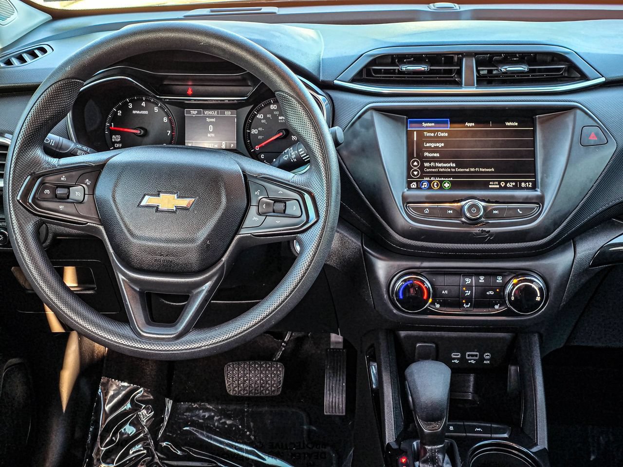 Used 2023 Chevrolet TrailBlazer LT FWD image 32