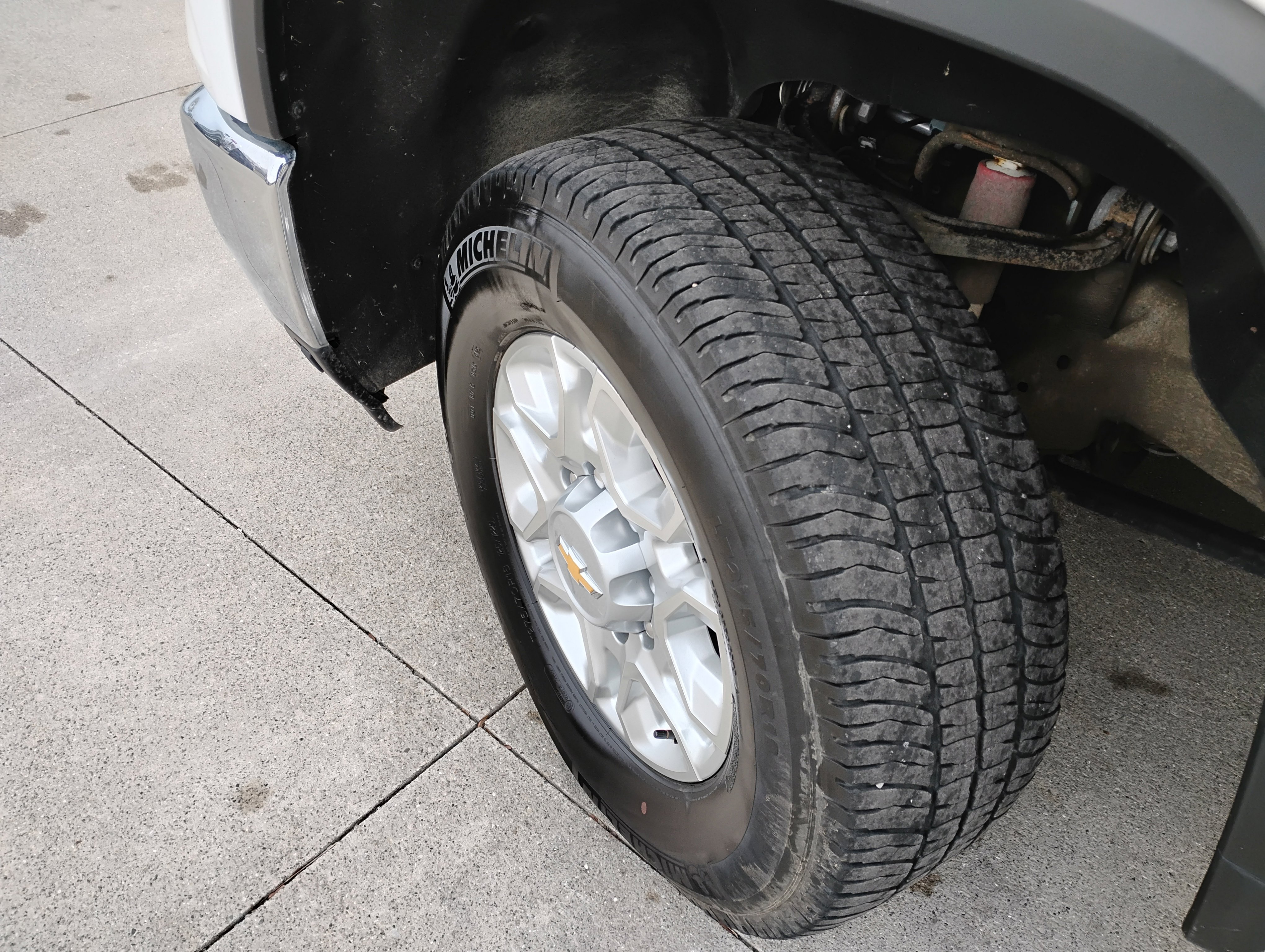 Used 2024 Chevrolet Silverado 2500 LT image 24