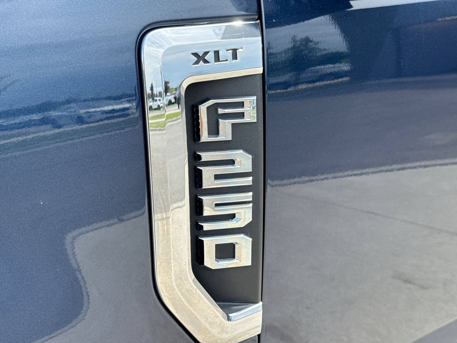 Used 2020 Ford F250 XLT w/ XLT Premium Package AWD/4WD image 15