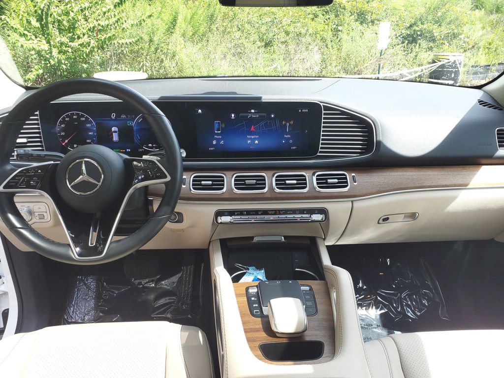 Certified 2025 Mercedes-Benz GLE 450e 4MATIC image 22