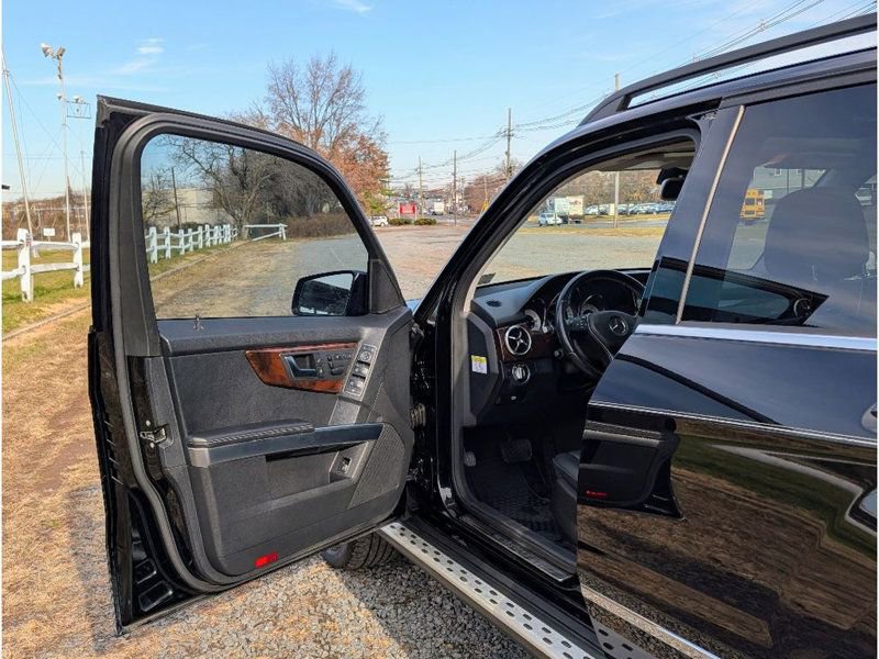Used 2014 Mercedes-Benz GLK 350 350 4MATIC w/ Premium 1 Package image 9
