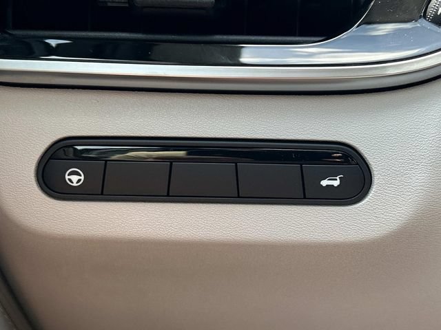 New 2027 INFINITI QX60 Luxe w/ Cargo Package FWD image 30