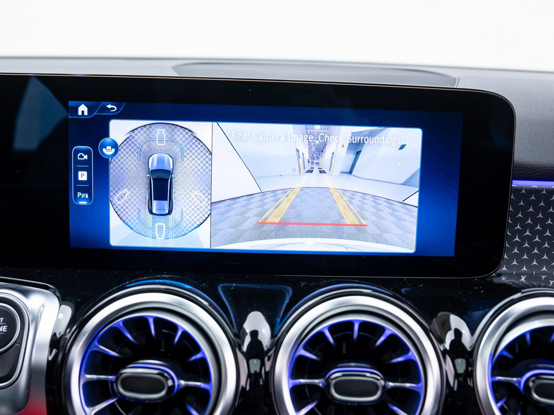 New 2026 Mercedes-Benz GLB 250 4MATIC image 26