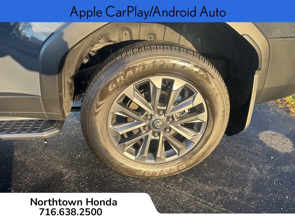 Used 2024 Toyota Land Cruiser image 12