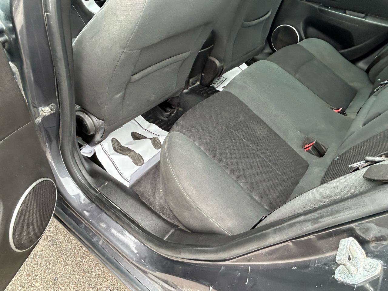 Used 2011 Chevrolet Cruze LT FWD image 9