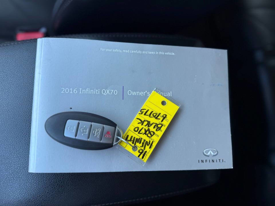 Used 2016 INFINITI QX70 2WD w/ Premium Package image 28