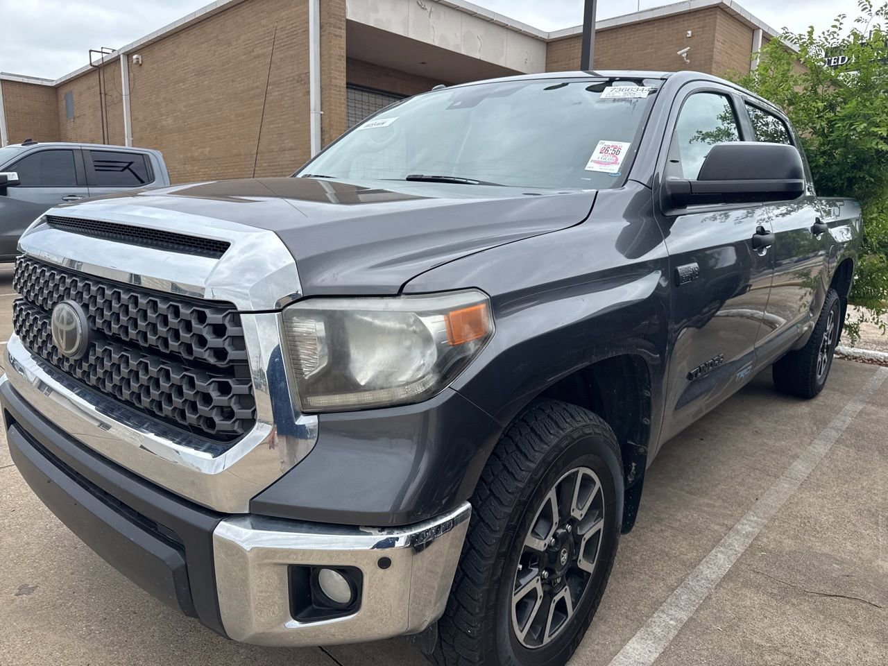 Used 2018 Toyota Tundra SR5 w/ SR5 Upgrade Package