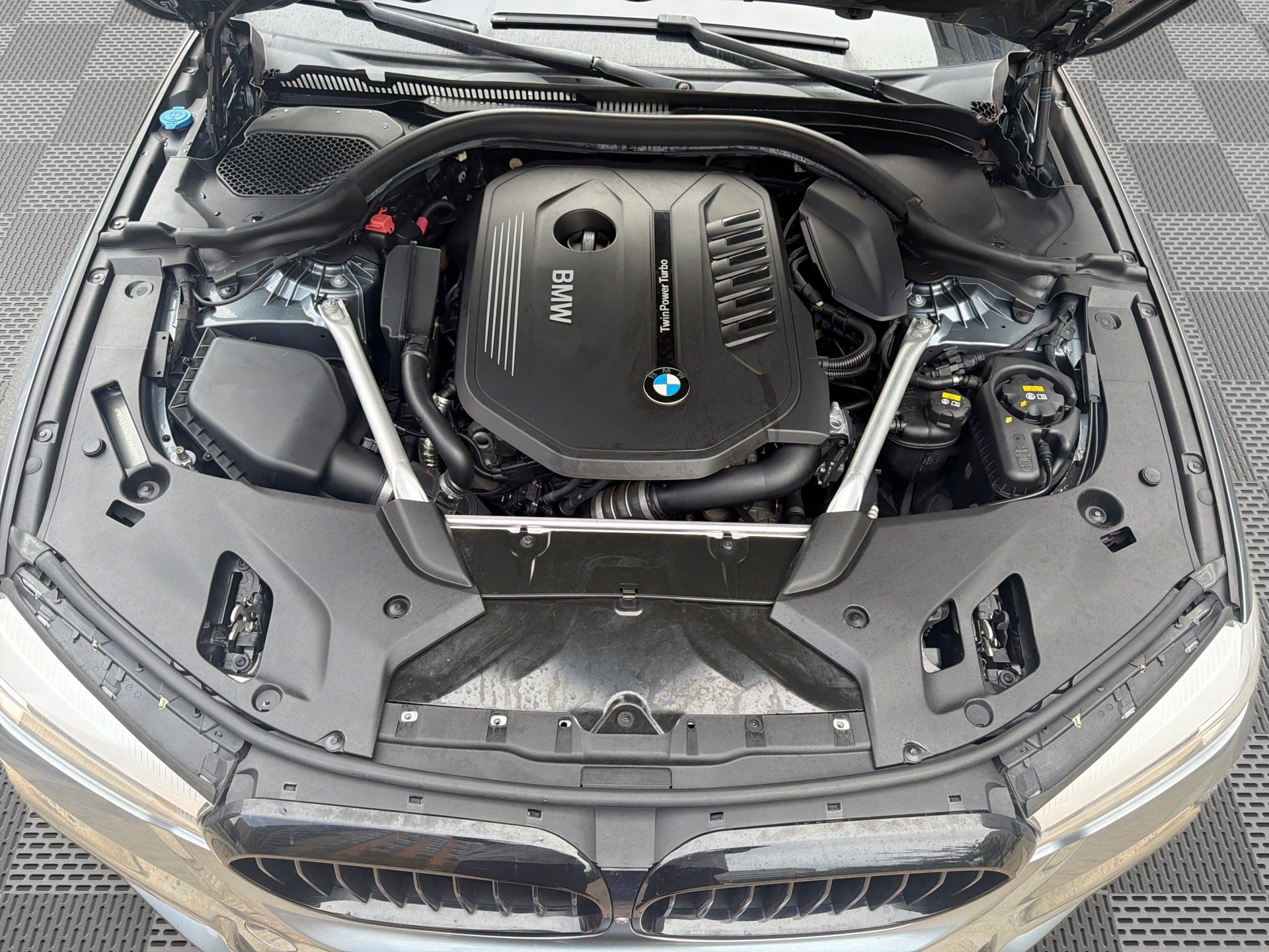 Used 2018 BMW 540i RWD image 18