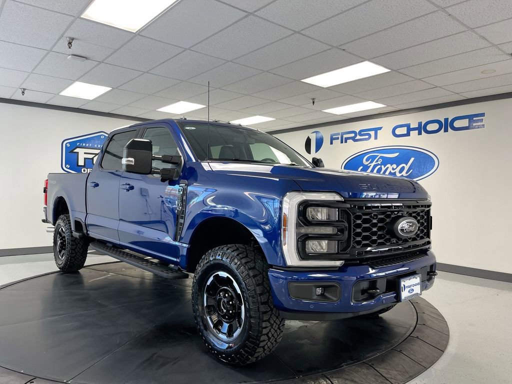 New 2026 Ford F350 4x4 Crew Cab Super Duty image 2