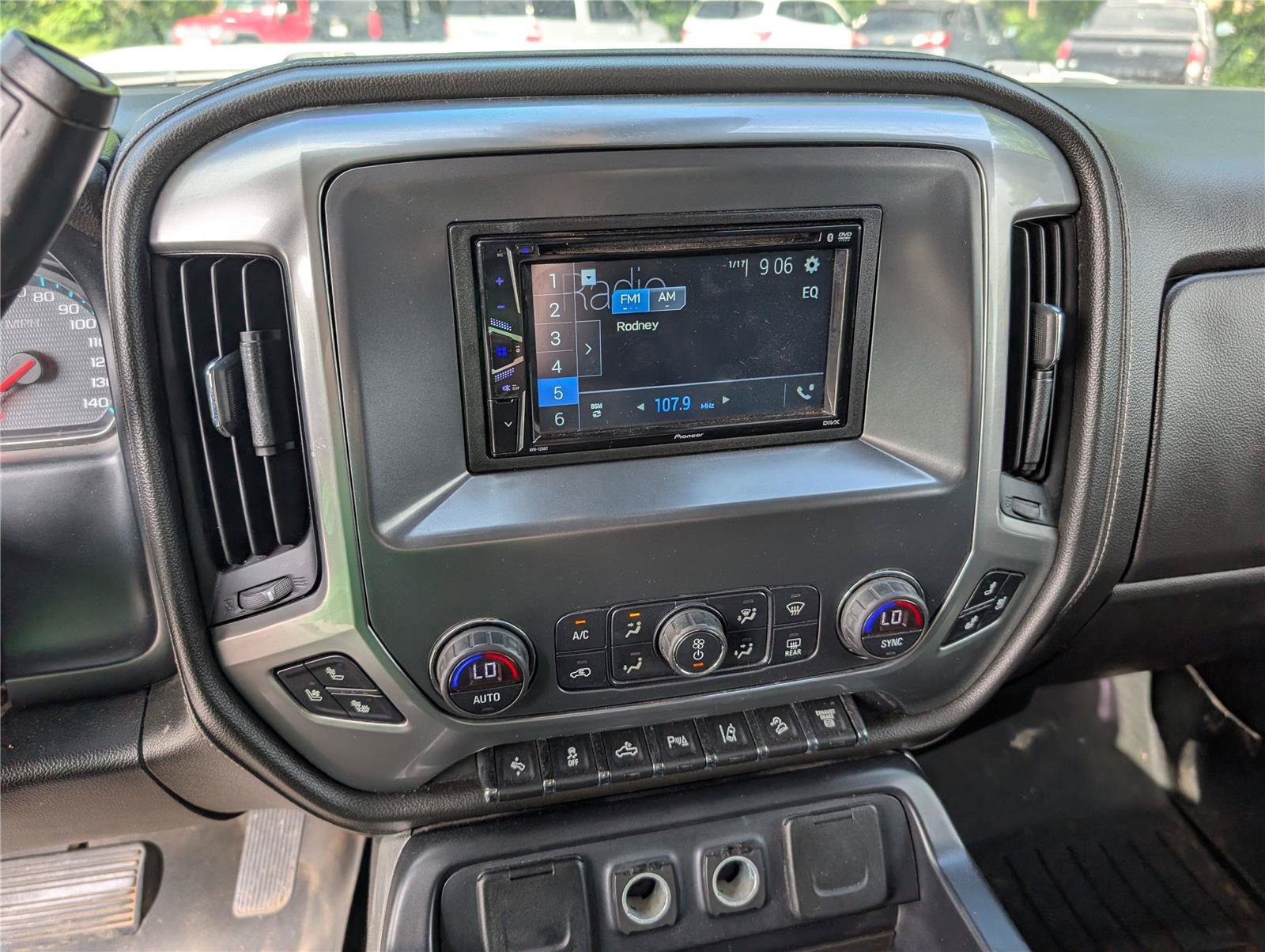 Used 2017 Chevrolet Silverado 2500 LTZ w/ Duramax Plus Package AWD/4WD image 17