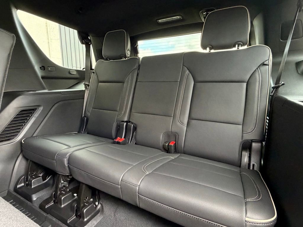 Used 2026 GMC Yukon Elevation w/ LPO, Floor Liner Package image 23