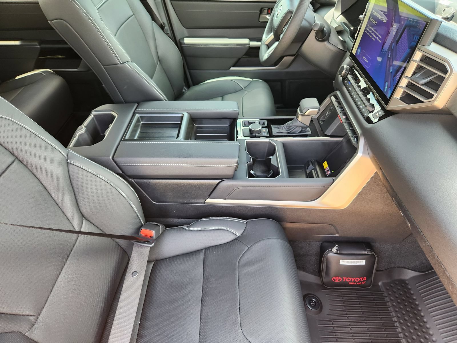 New 2026 Toyota Tundra Limited w/ Power Package AWD/4WD image 13