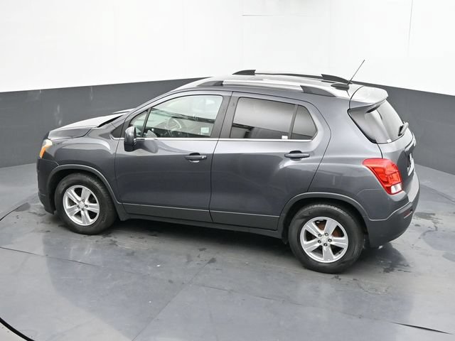 Used 2016 Chevrolet Trax LT w/ LT Sun and Sound Package FWD image 39