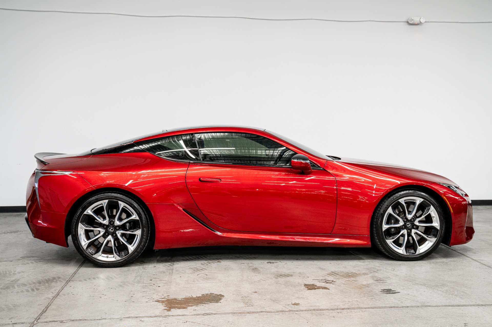Used 2018 Lexus LC 500 Coupe w/ Touring Package RWD image 42