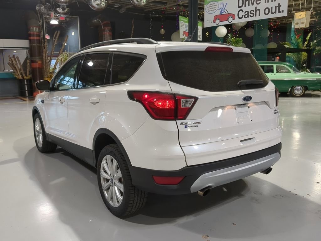 Used 2019 Ford Escape SEL image 11