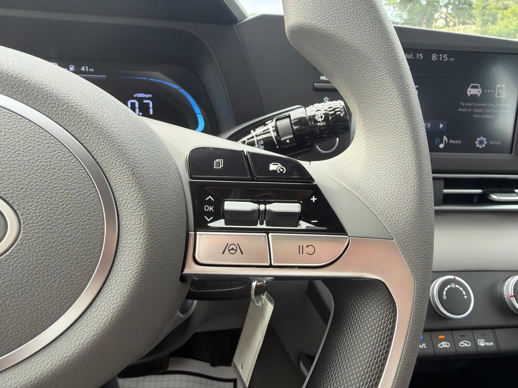 New 2026 Hyundai Elantra SE FWD image 31