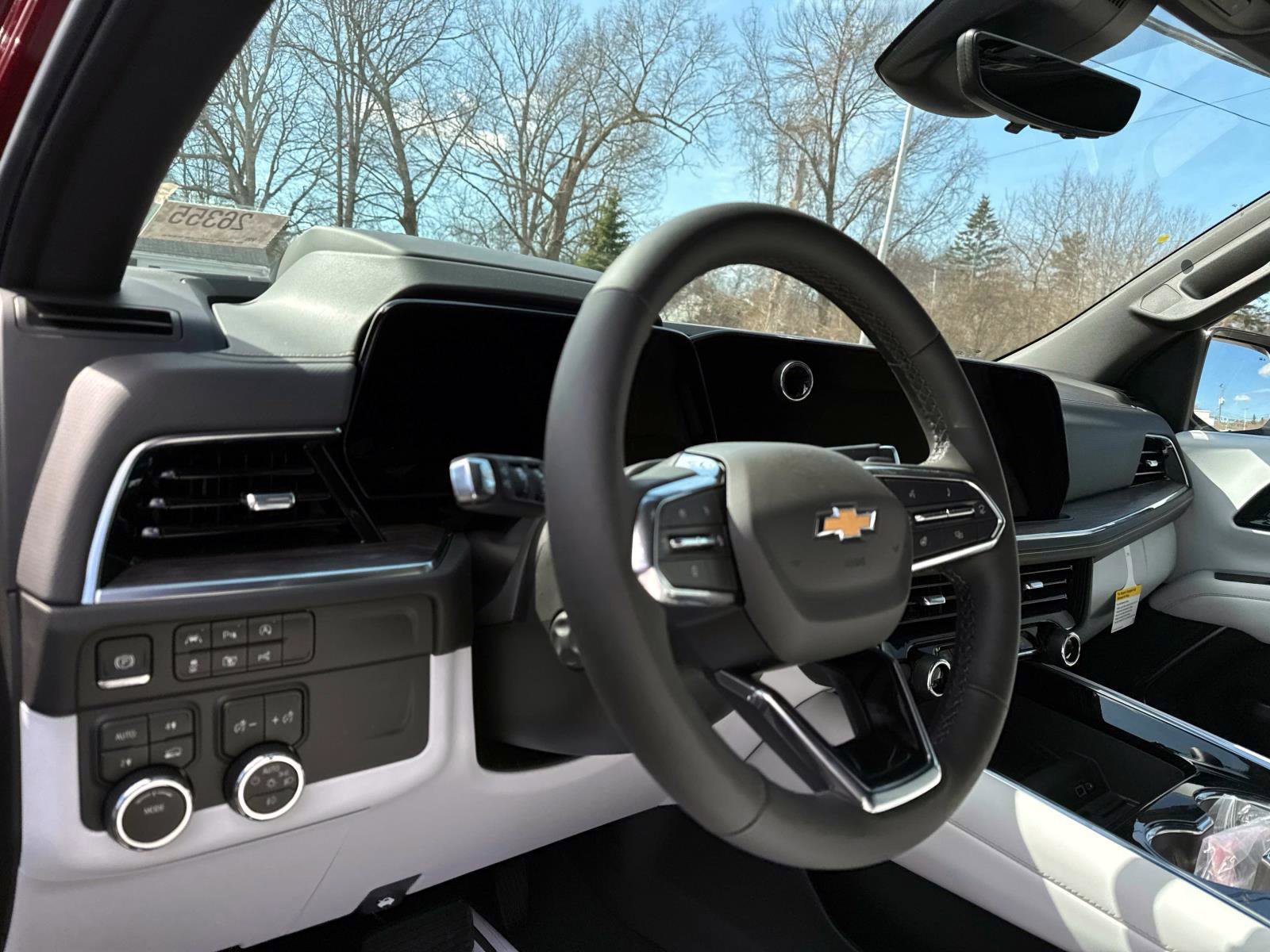 New 2026 Chevrolet Suburban Premier image 10