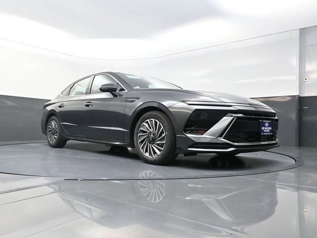 New 2026 Hyundai Sonata SEL FWD image 32