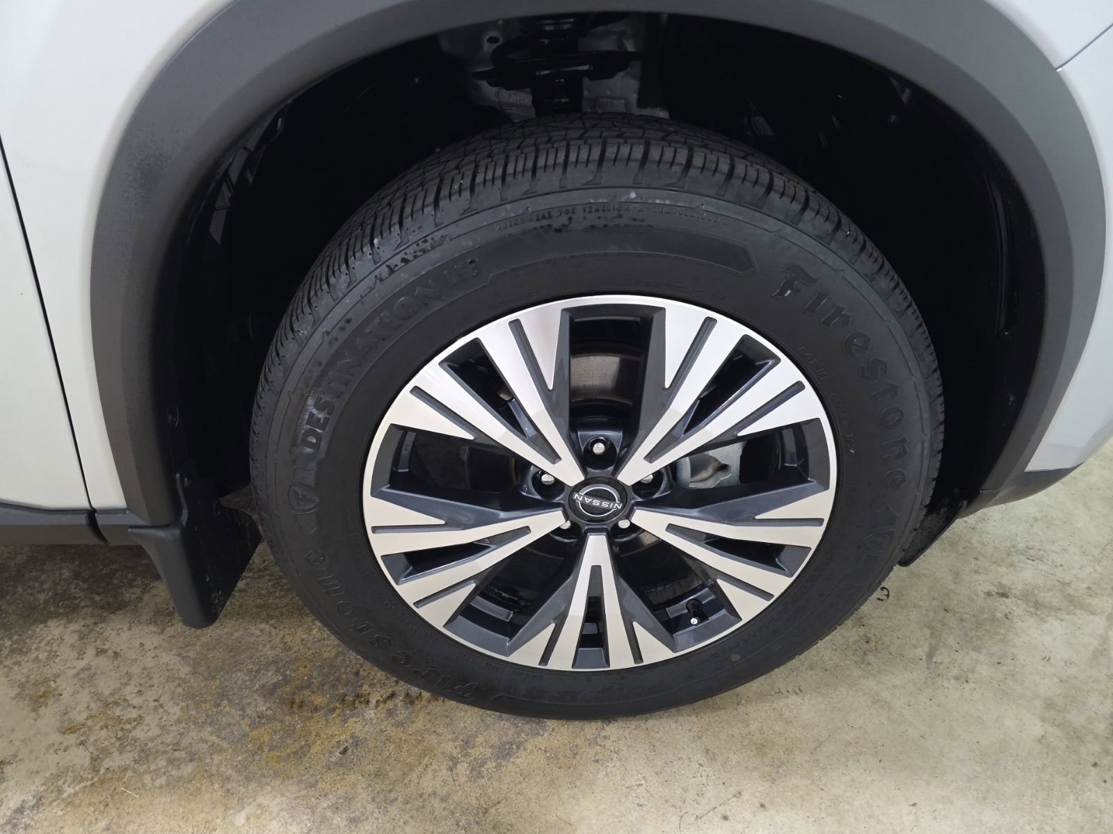 Used 2022 Nissan Rogue SV image 38