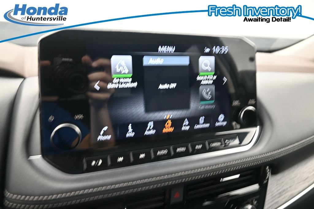 Used 2023 Nissan Rogue Platinum w/ Platinum Premium Package FWD image 22