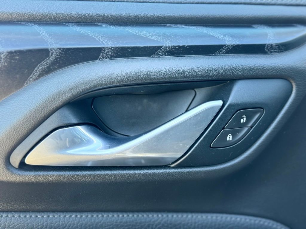 Used 2021 GMC Yukon Denali w/ Denali Ultimate Package image 24