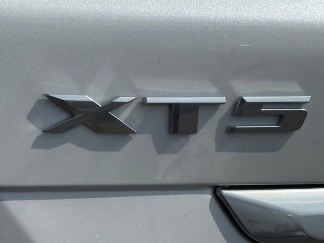 New 2025 Cadillac XT5 Premium Luxury w/ Technology Package FWD image 9