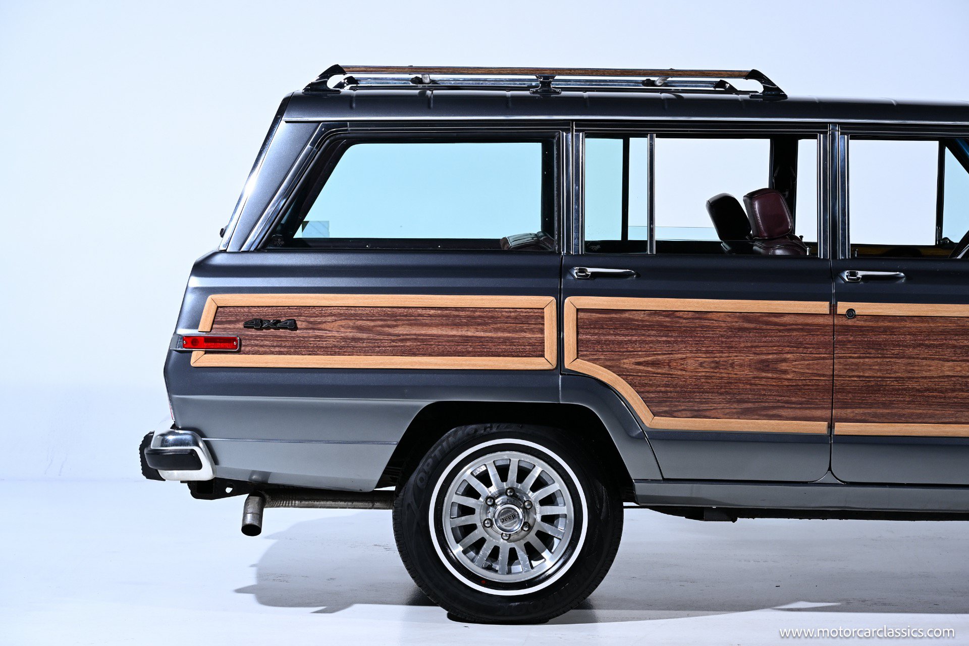 Used 1991 Jeep Grand Wagoneer AWD/4WD image 11