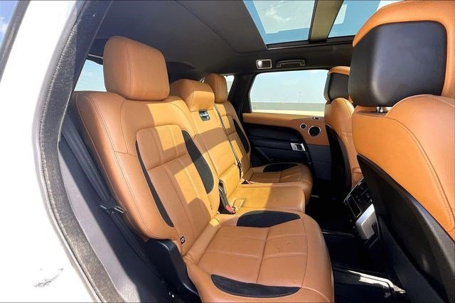 Used 2021 Land Rover Range Rover Sport HSE Dynamic image 32
