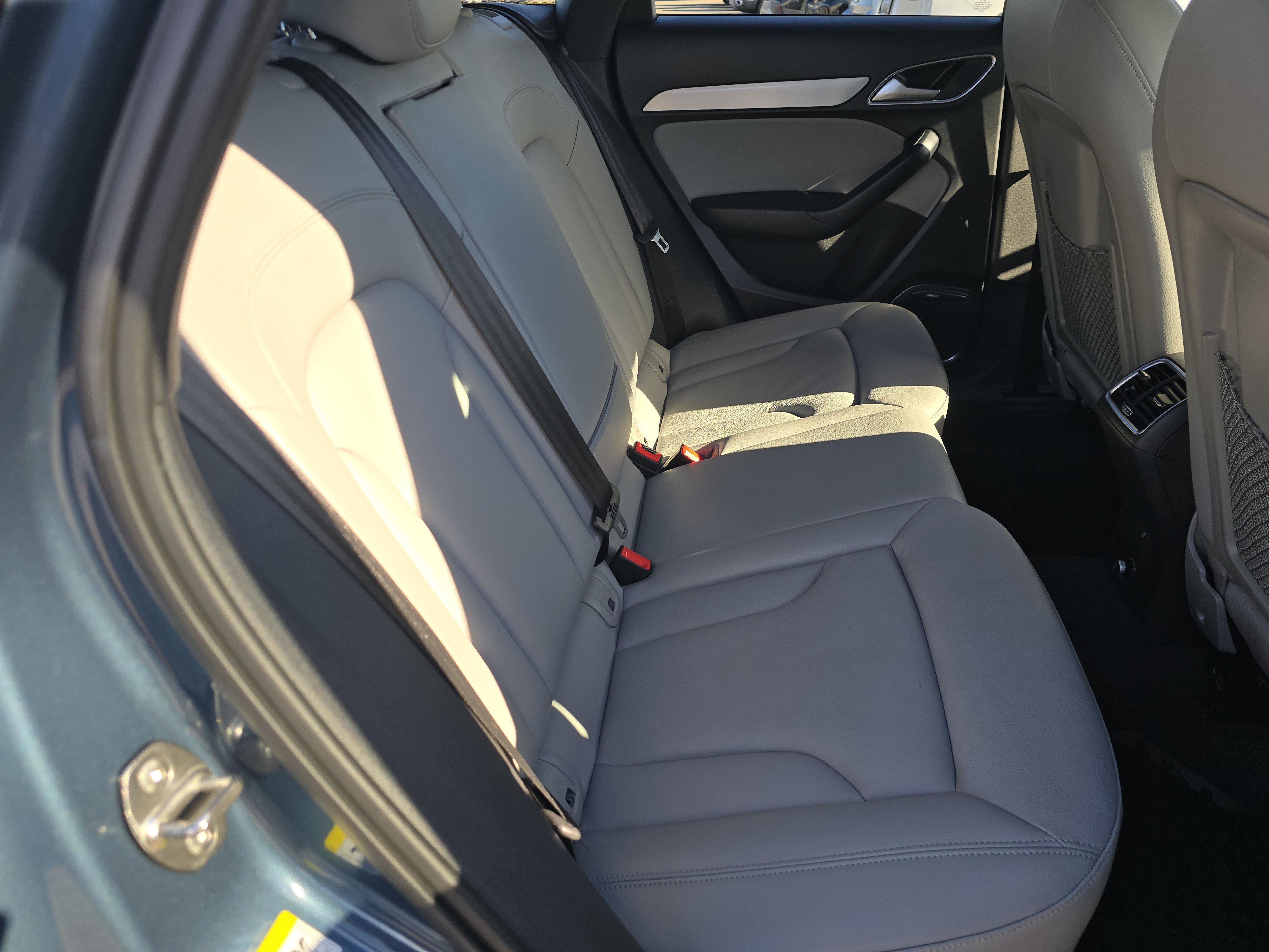 Used 2018 Audi Q3 2.0T Premium Plus w/ Premium Plus Package AWD/4WD image 17