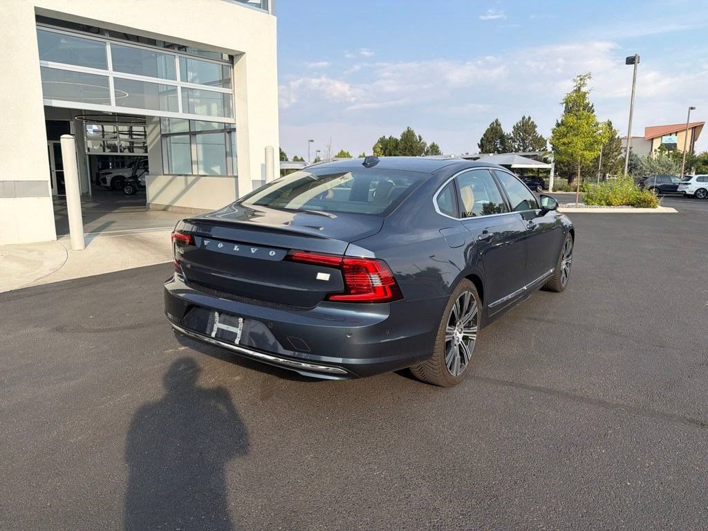 Used 2024 Volvo S90 T8 Ultimate AWD/4WD image 5