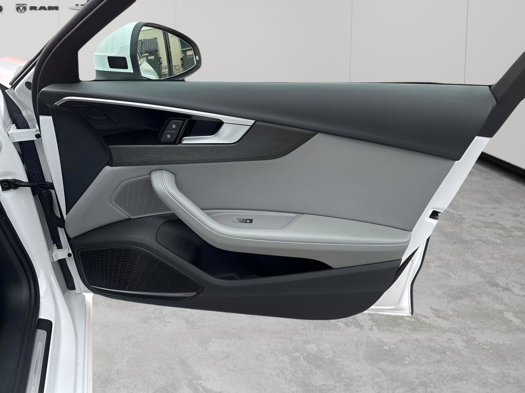 Used 2023 Audi A4 2.0T Premium Plus image 13