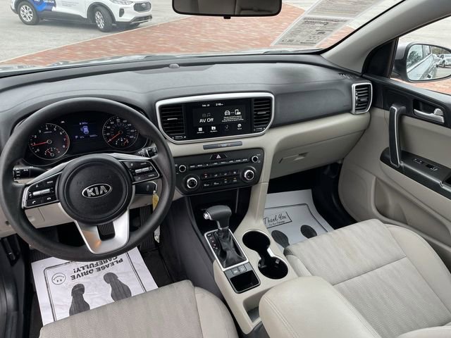 Used 2022 Kia Sportage LX image 18