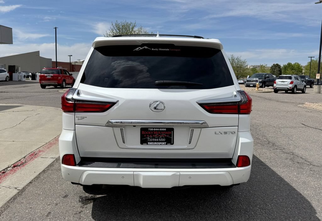 Used 2018 Lexus LX 570 4WD image 7