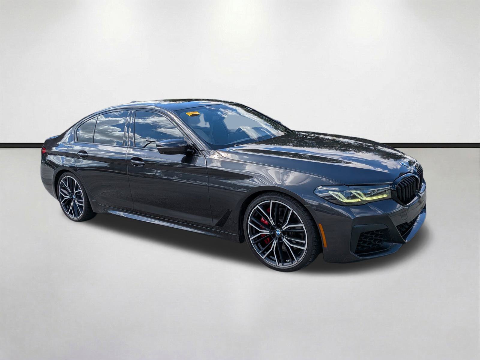 Used 2021 BMW M550i xDrive w/ Dynamic Handling Package