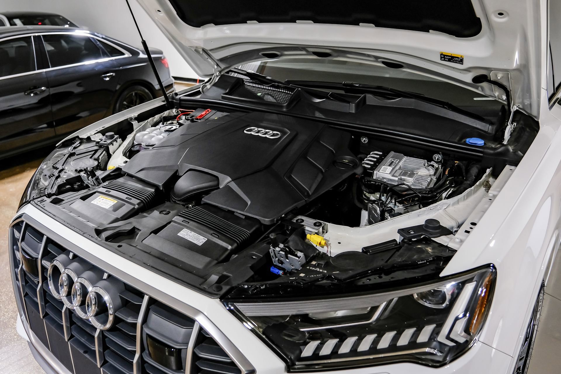 Used 2023 Audi Q7 3.0T Premium w/ Convenience Package image 52