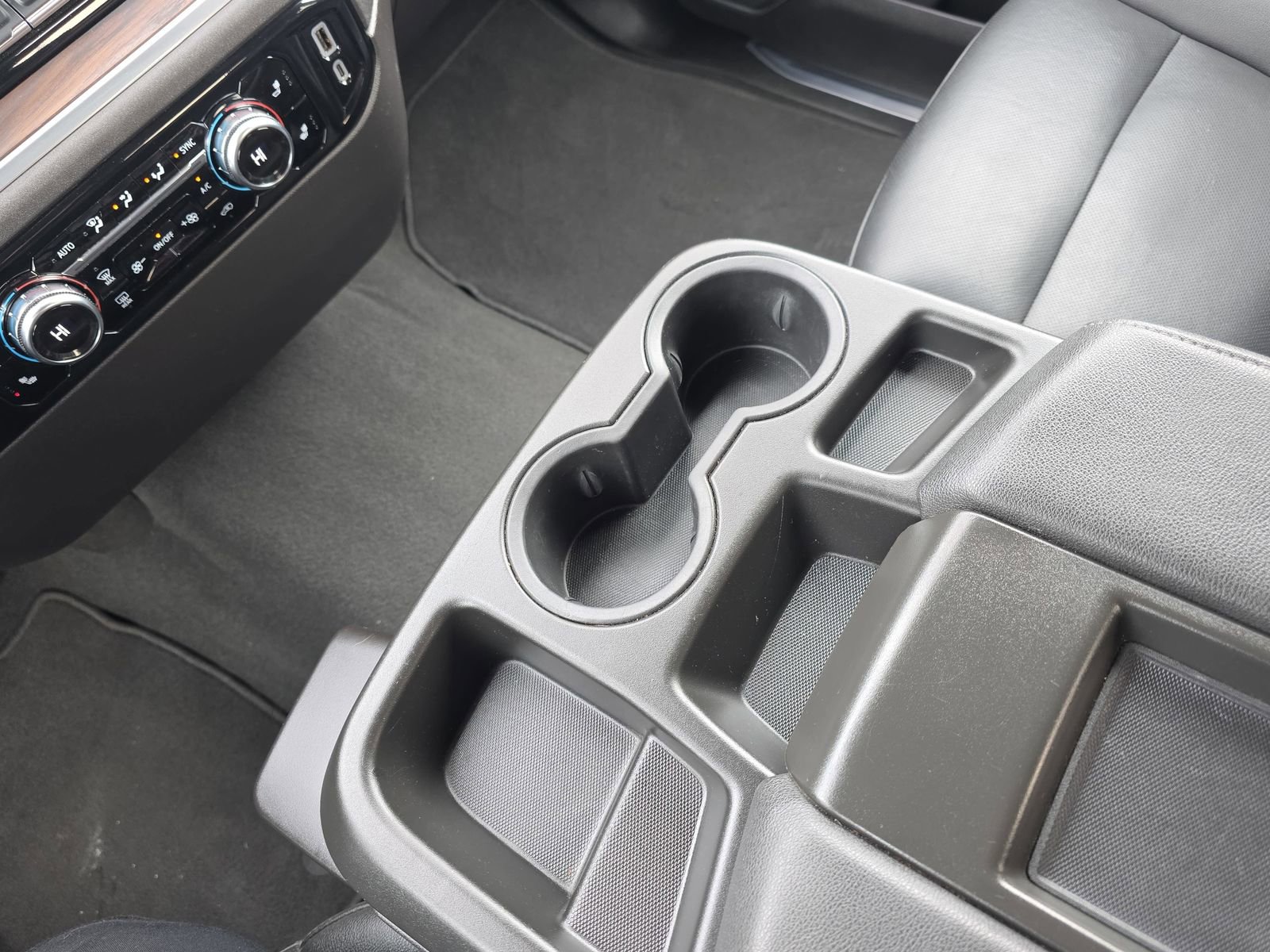 Used 2025 GMC Sierra 1500 SLT image 25