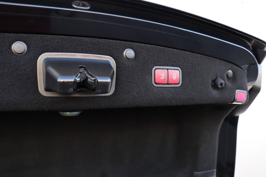 Used 2019 Mercedes-Benz S 560 4MATIC Coupe image 27