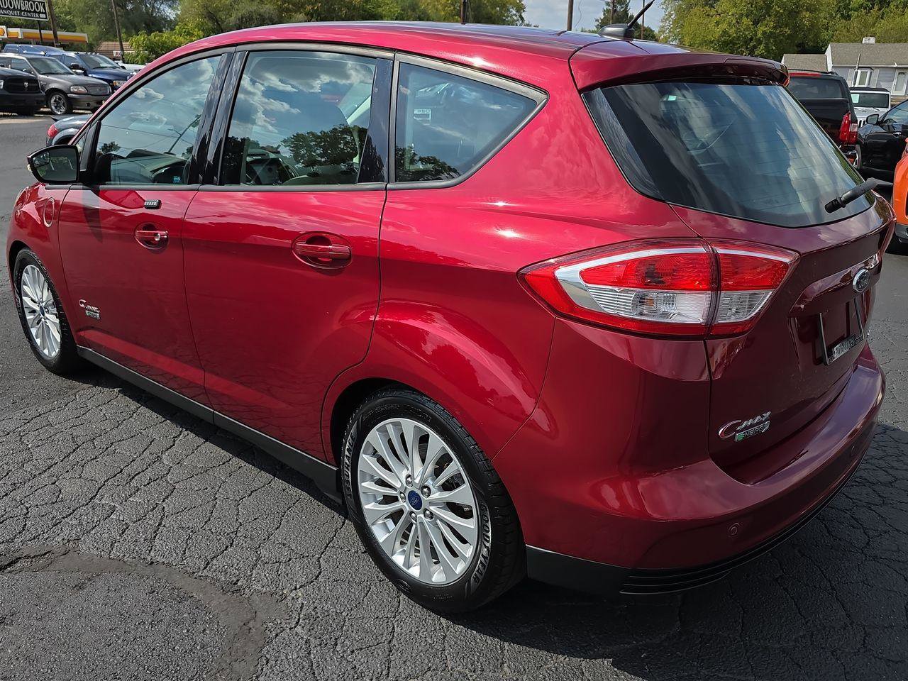 Used 2017 Ford C-MAX Energi SE w/ Equipment Group 401A image 20