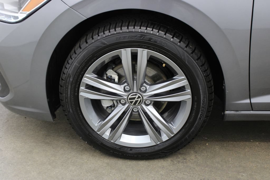 Used 2024 Volkswagen Jetta SE FWD image 27