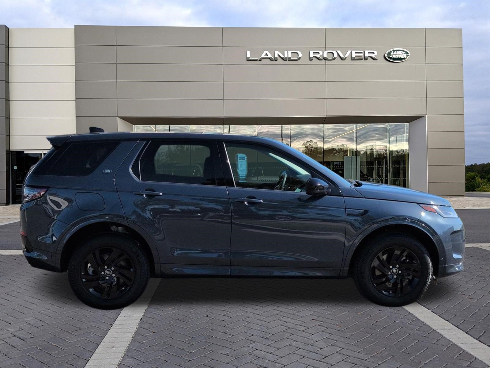 Used 2025 Land Rover Discovery Sport S AWD/4WD image 4