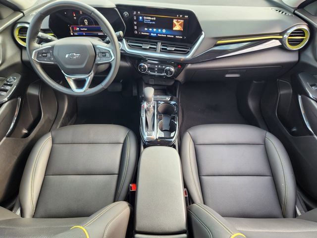 Used 2025 Chevrolet Trax ACTIV w/ Sunroof Package FWD image 27