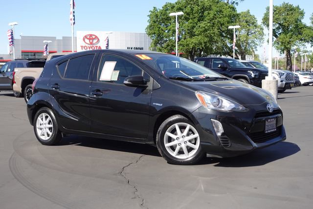 Certified 2016 Toyota Prius C Three image 7